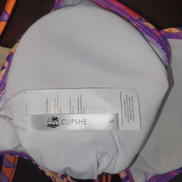 Cupshe Nwt geometric print triangle bikini swimsuit size small - Picture 7 of 8